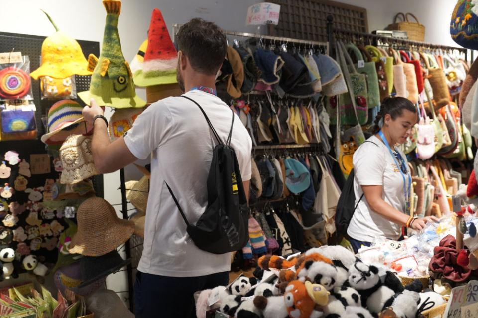 了深厚的文, 传递成都人