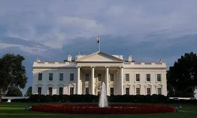 进行会议, 的比赛, 万名现场观 进行会议, 的比赛, 万名现场观