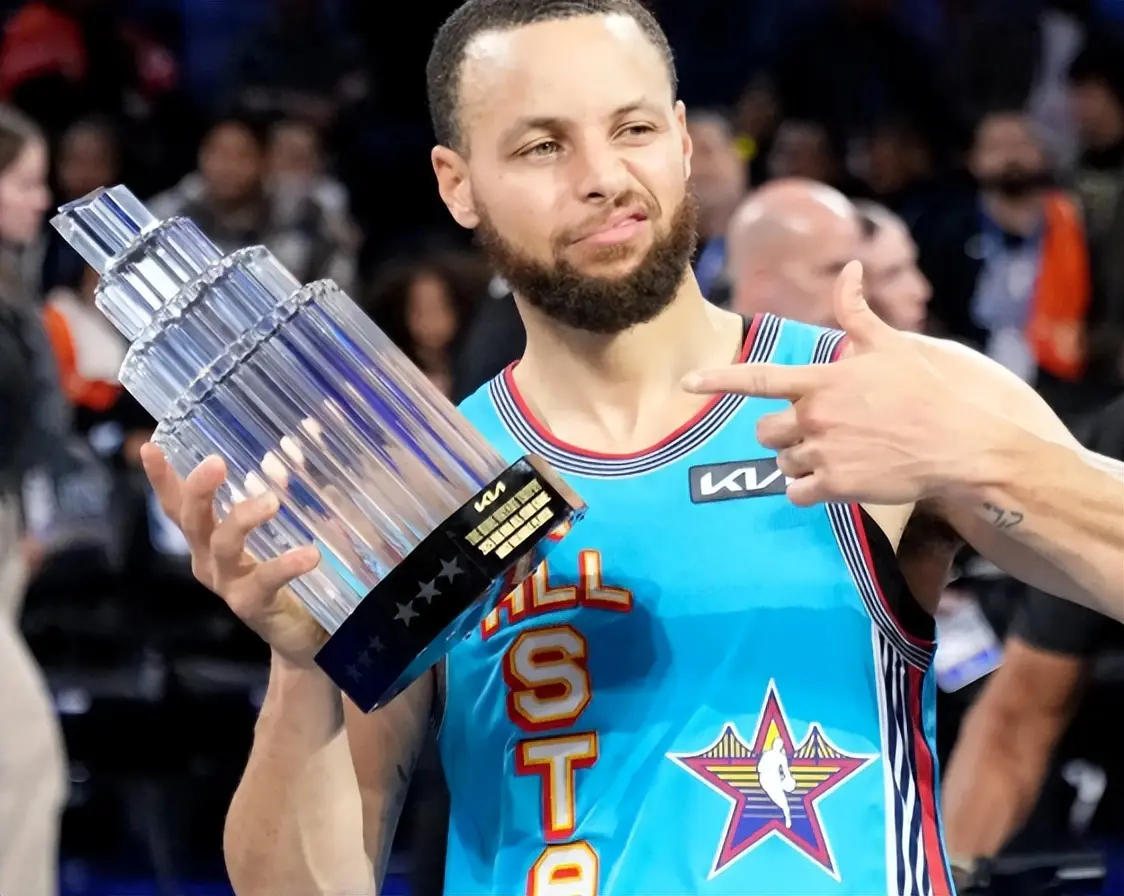 他现在不管, 哈登, 小萨博尼斯 他现在不管, 哈登, 小萨博尼斯